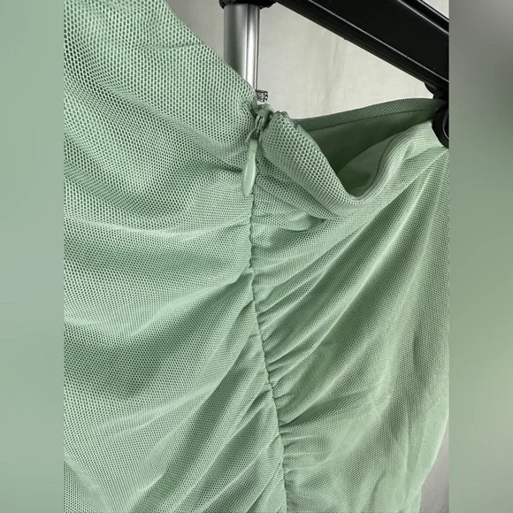 Love by Design One-Shoulder Body-Con Green Midi Dress Size Medium (8-10)… - Picture 9 of 13